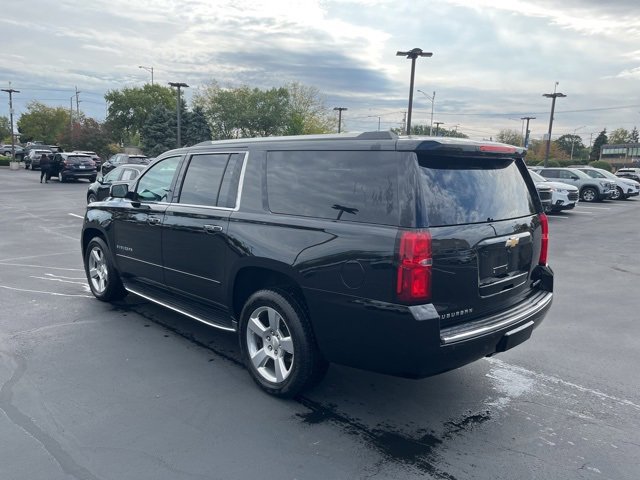 2019 Chevrolet Suburban Premier photo 3