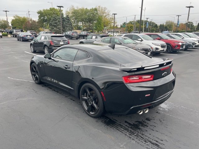 2017 Chevrolet Camaro 2SS photo 3