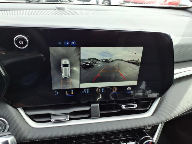 2027 Chevrolet Equinox LT - Photo 13