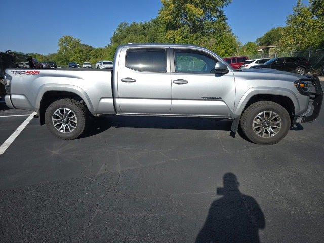 2023 Toyota Tacoma TRD Sport photo 4