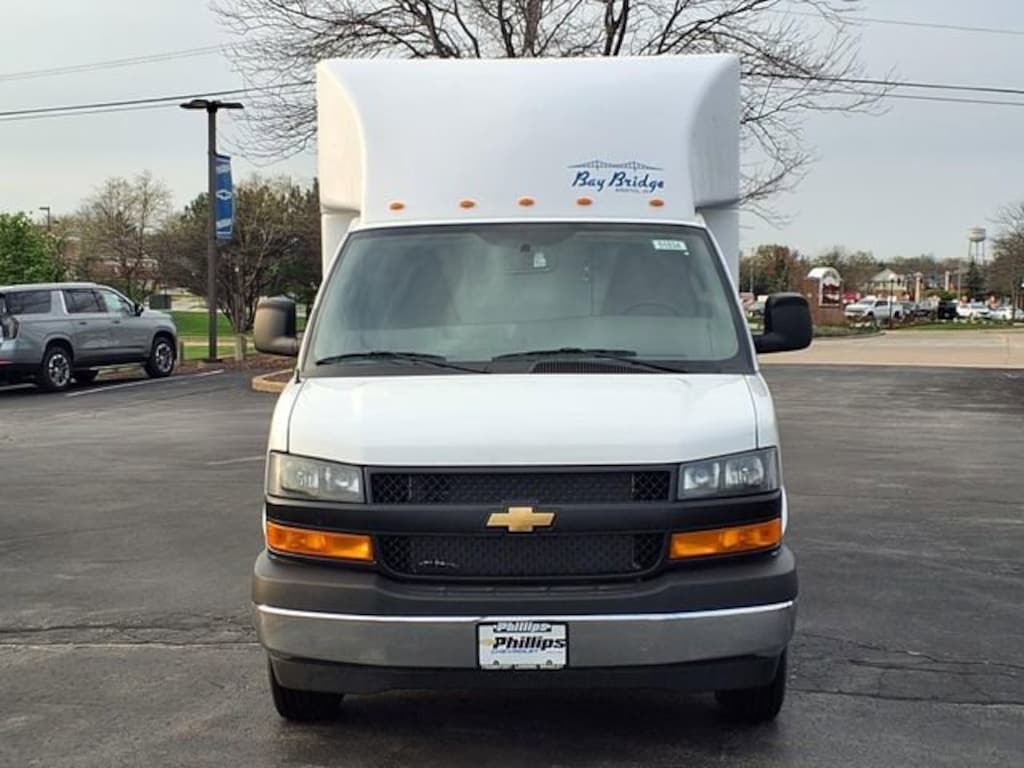 New 2025 Chevrolet Express Cutaway 3500 1WT Cutaway Van