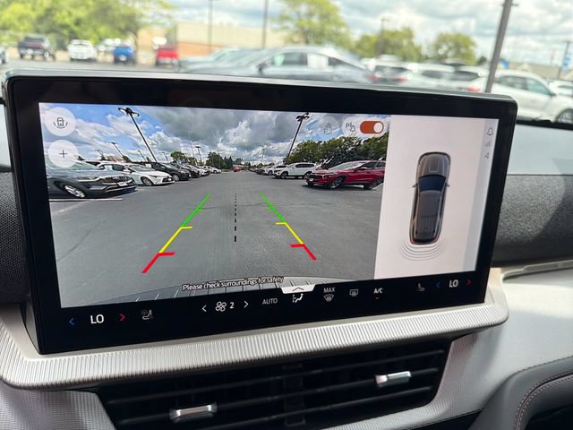 2025 Ford Explorer Active - Photo 20