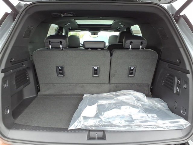 2026 Chevrolet Traverse High Country photo 4