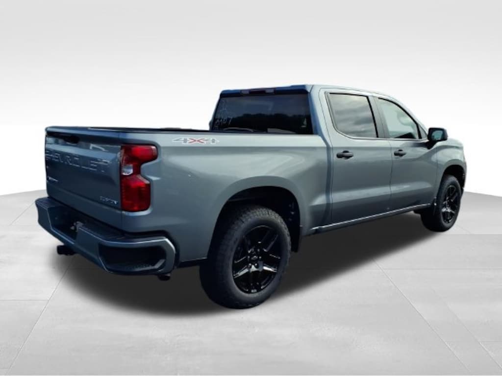 New 2026 Chevrolet Silverado 1500 Custom Truck