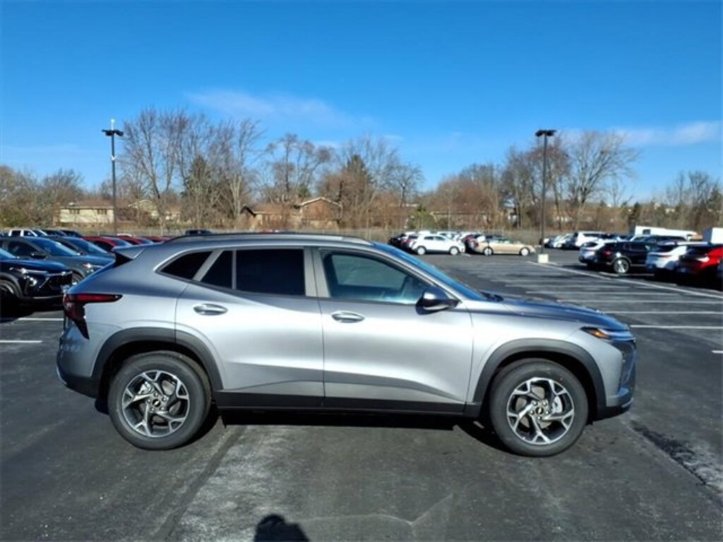 New 2026 Chevrolet Trax LT SUV