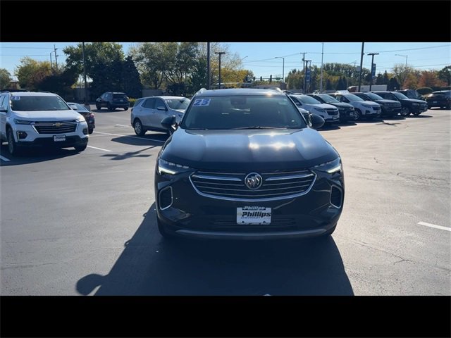 2023 Buick Envision Essence photo 3