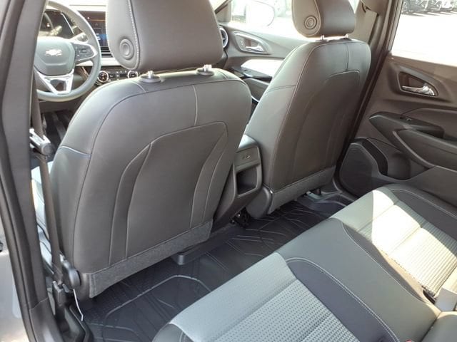 2026 Chevrolet Trax LT - Photo 7
