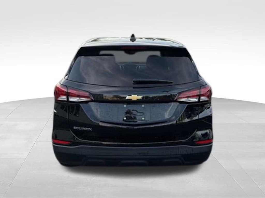 Used 2024 Chevrolet Equinox LS SUV