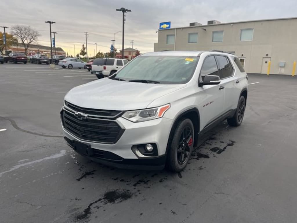 Used 2020 Chevrolet Traverse Premier SUV