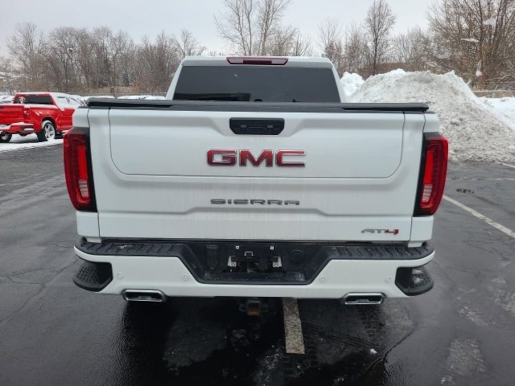 Used 2025 GMC Sierra 1500 AT4 Truck