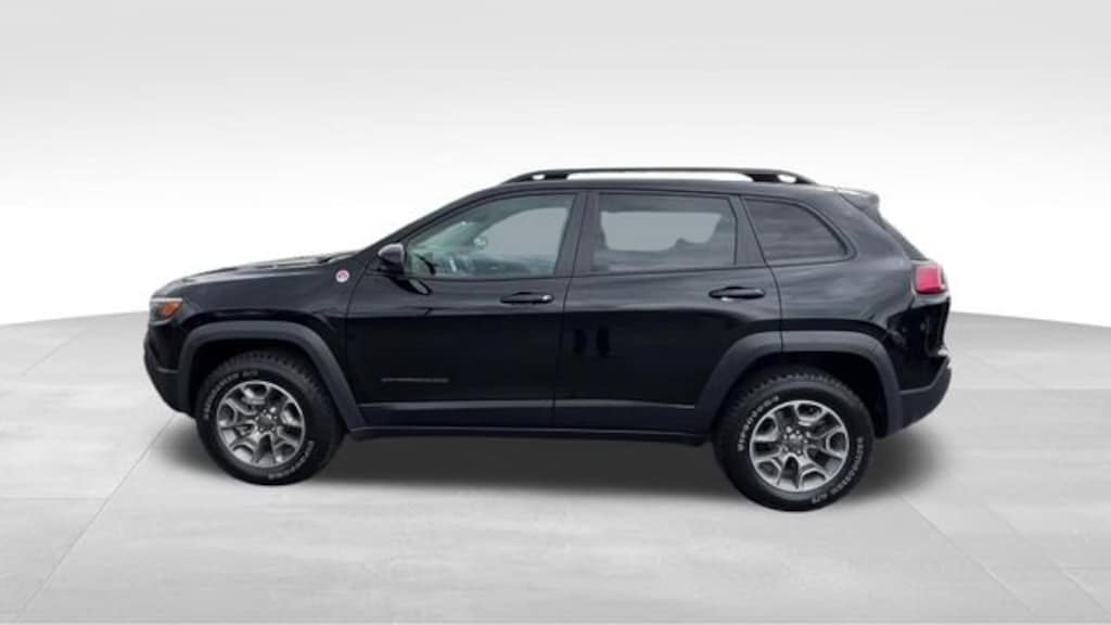 Used 2022 Jeep Cherokee Trailhawk 4x4 SUV