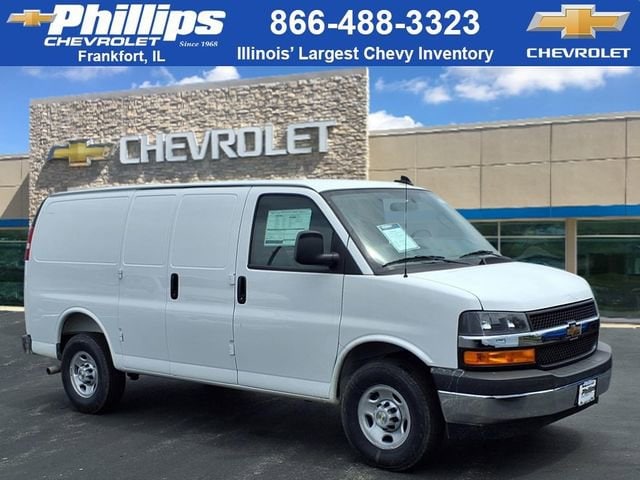 2025 Chevrolet Express Cargo