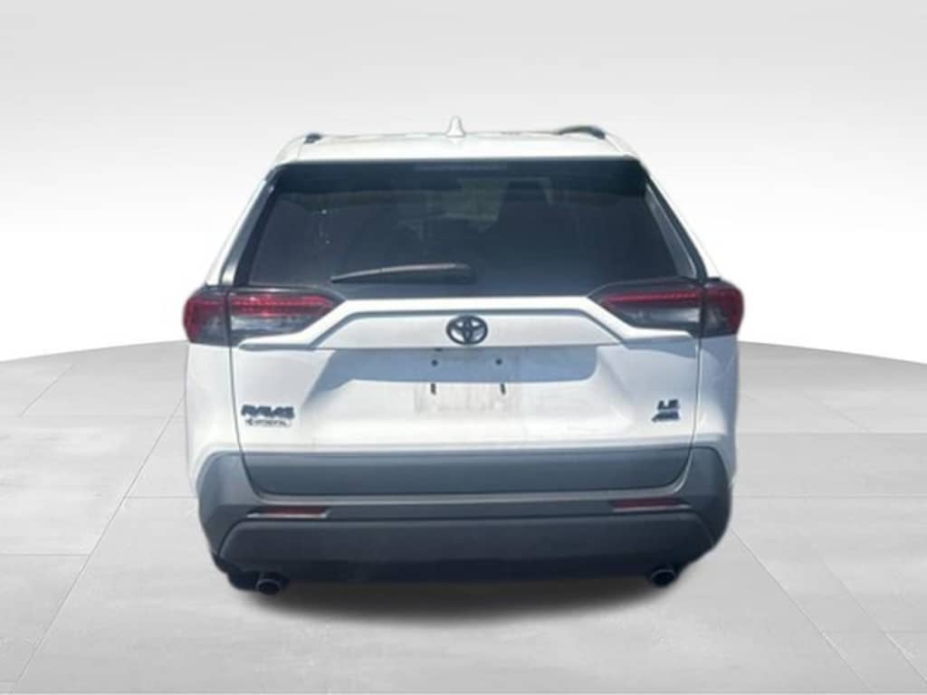 Used 2021 Toyota RAV4 LE SUV