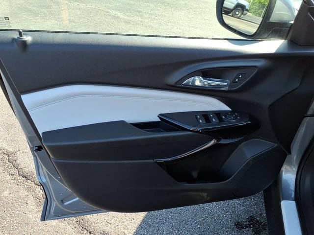 2026 Chevrolet Trax LT - Photo 10
