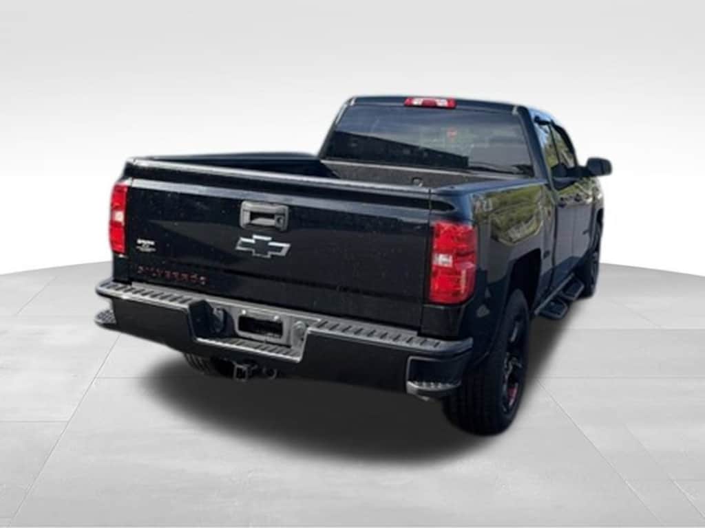 Used 2018 Chevrolet Silverado 1500 LT Truck Double Cab