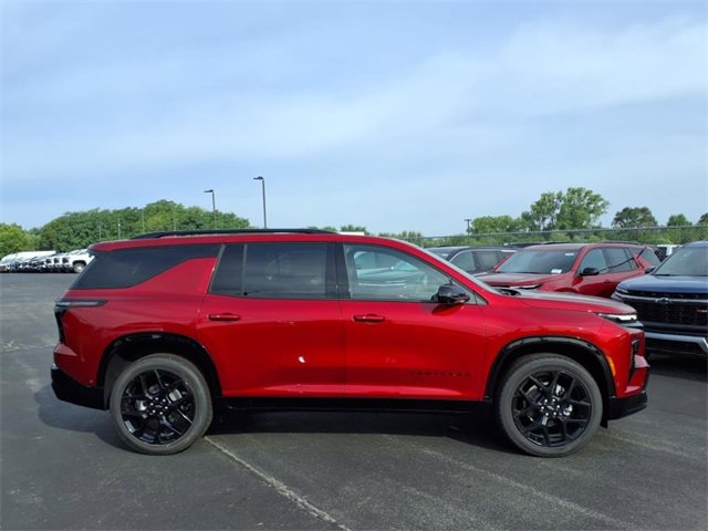 2026 Chevrolet Traverse RS photo 2