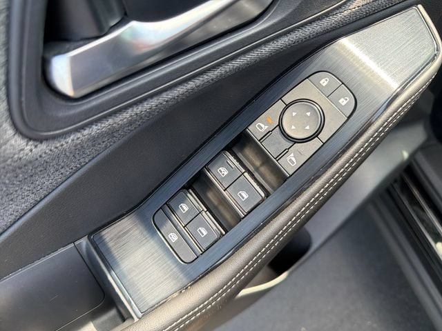 2022 Nissan Rogue SV - Photo 11