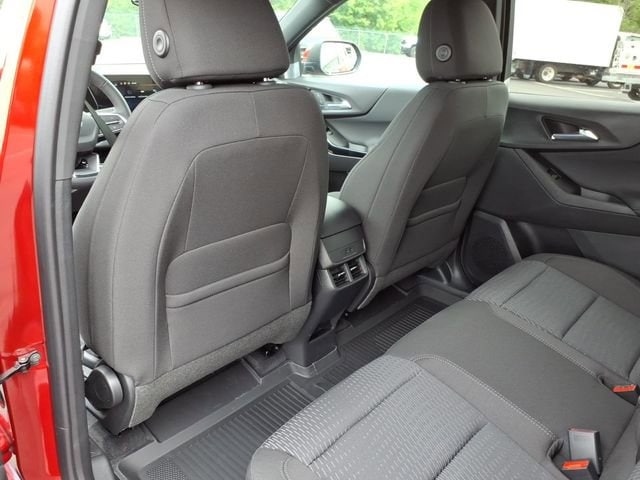 2026 Chevrolet Equinox LT - Photo 7