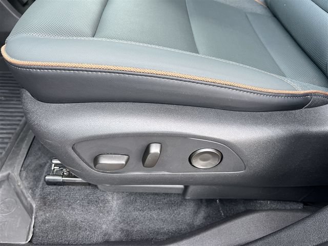 2024 GMC Acadia AT4 - Photo 14