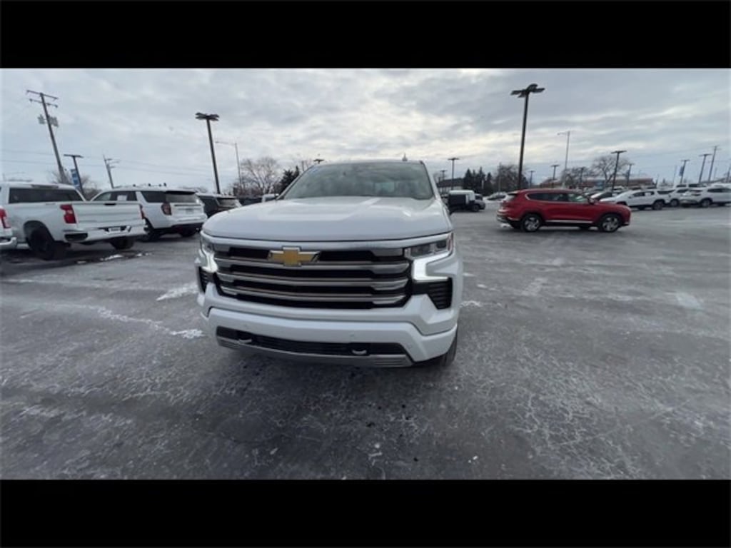 Used 2022 Chevrolet Silverado 1500 High Country Truck