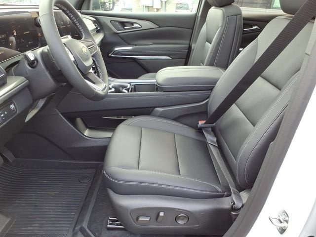 2026 Chevrolet Traverse LT - Photo 6