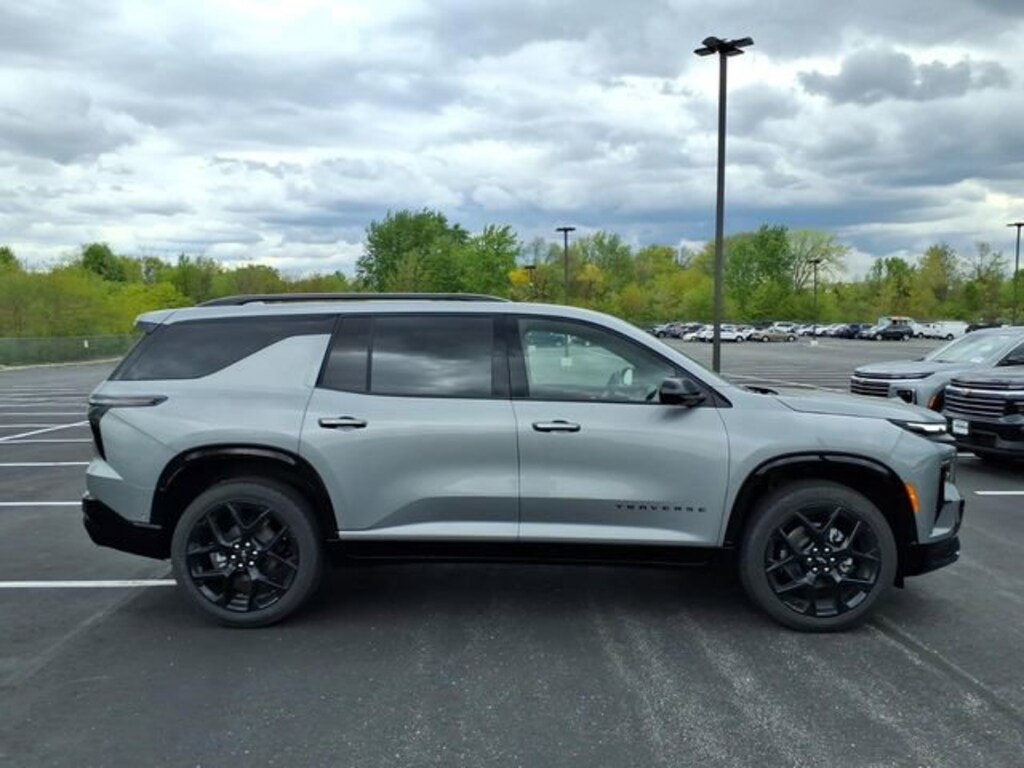 New 2026 Chevrolet Traverse RS SUV