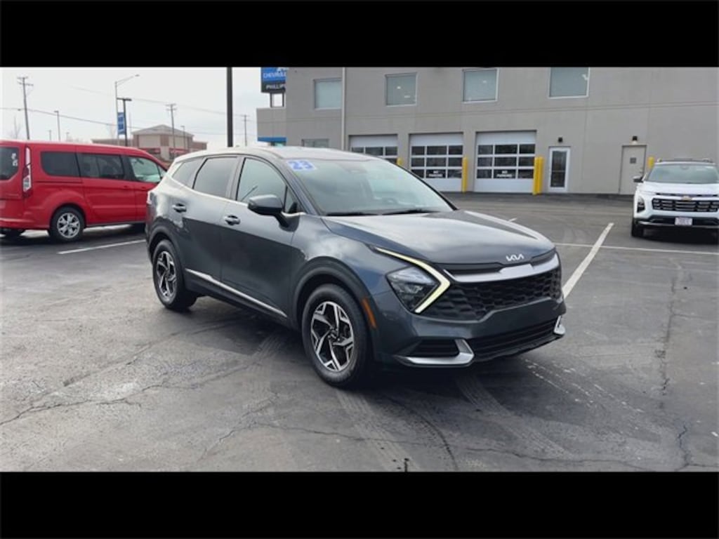 Used 2023 Kia Sportage LX SUV