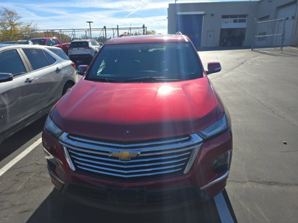 Used 2023 Chevrolet Traverse Premier SUV