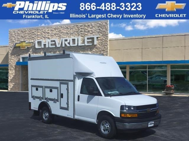 2025 Chevrolet Express Cutaway Base's photo