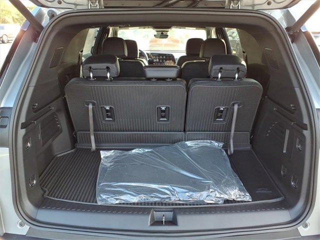 2026 Chevrolet Traverse photo 4