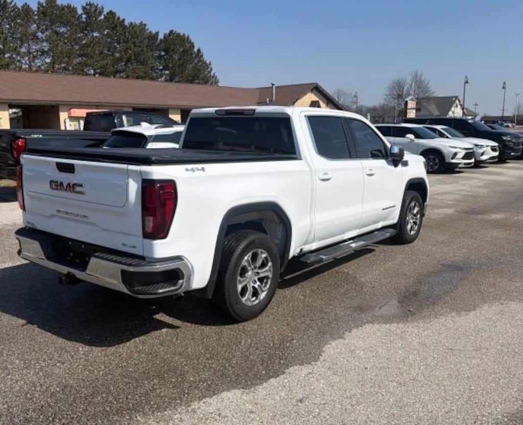 Used 2022 GMC Sierra 1500 SLE Truck