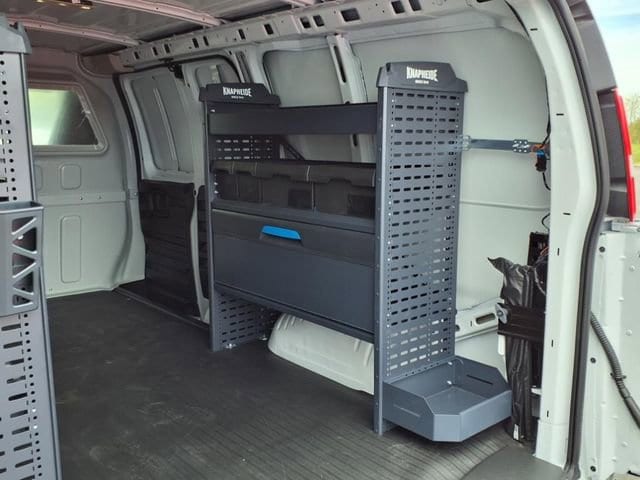 2025 Chevrolet Express Cargo Work Van - Photo 9