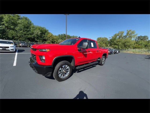 2023 Chevrolet Silverado 2500HD Custom photo 4