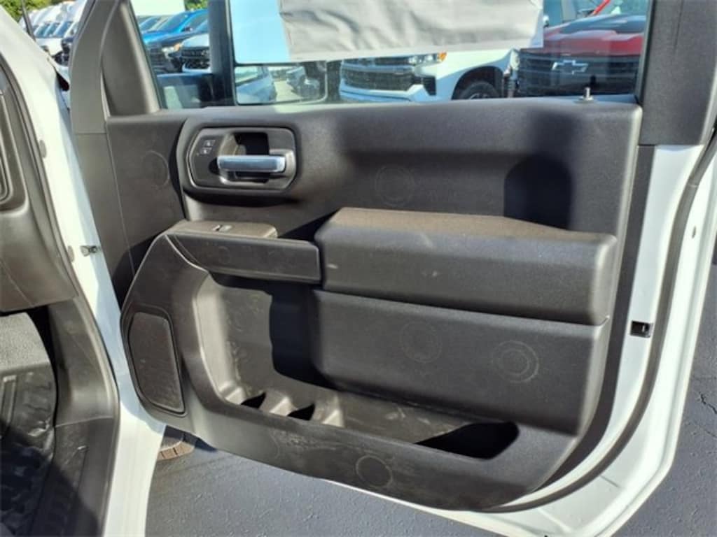 New 2025 Chevrolet Silverado 3500 HD Chassis Cab Work Truck Truck