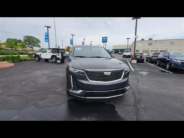 2023 Cadillac XT6 Premium Luxury photo 3