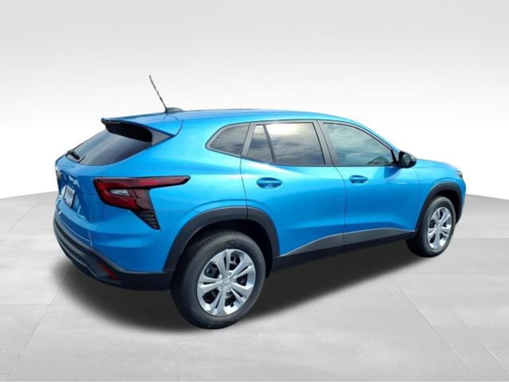 New 2026 Chevrolet Trax LS SUV