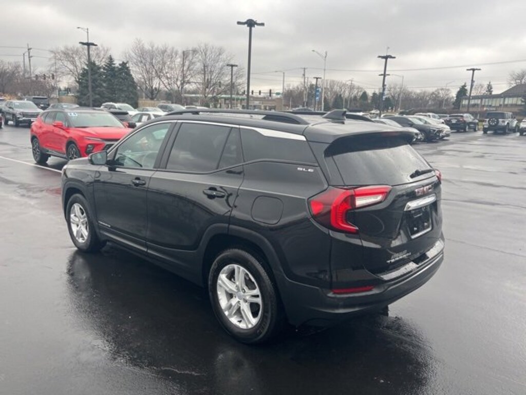 Used 2023 GMC Terrain SLE SUV