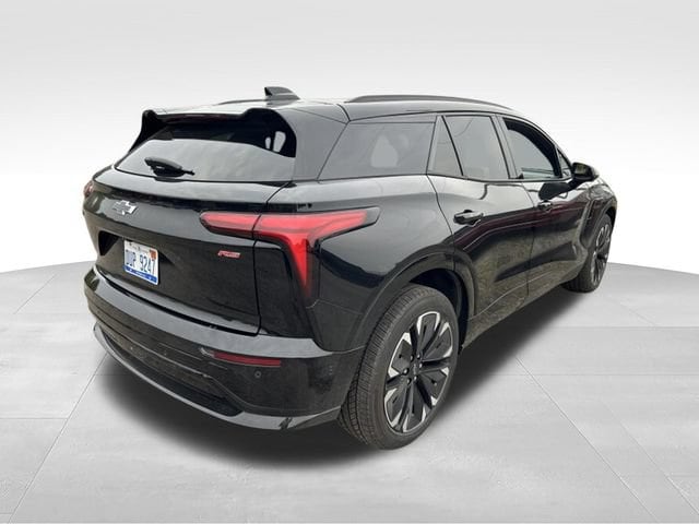 Used 2024 Chevrolet Blazer EV RS with VIN 3GNKDHRK8RS231385 for sale in Frankfort, IL