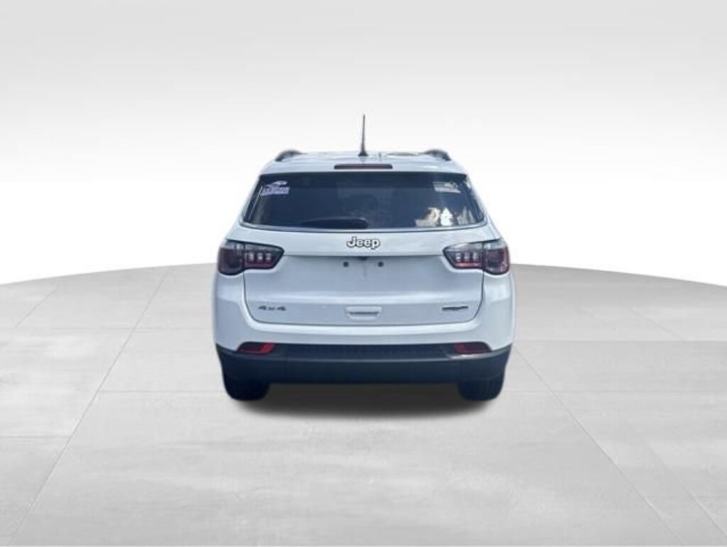 Used 2022 Jeep Compass Latitude 4x4 SUV