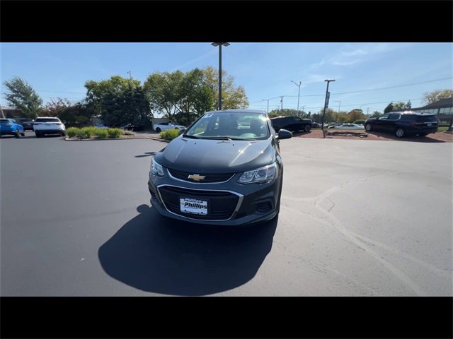 2019 Chevrolet Sonic LS photo 3