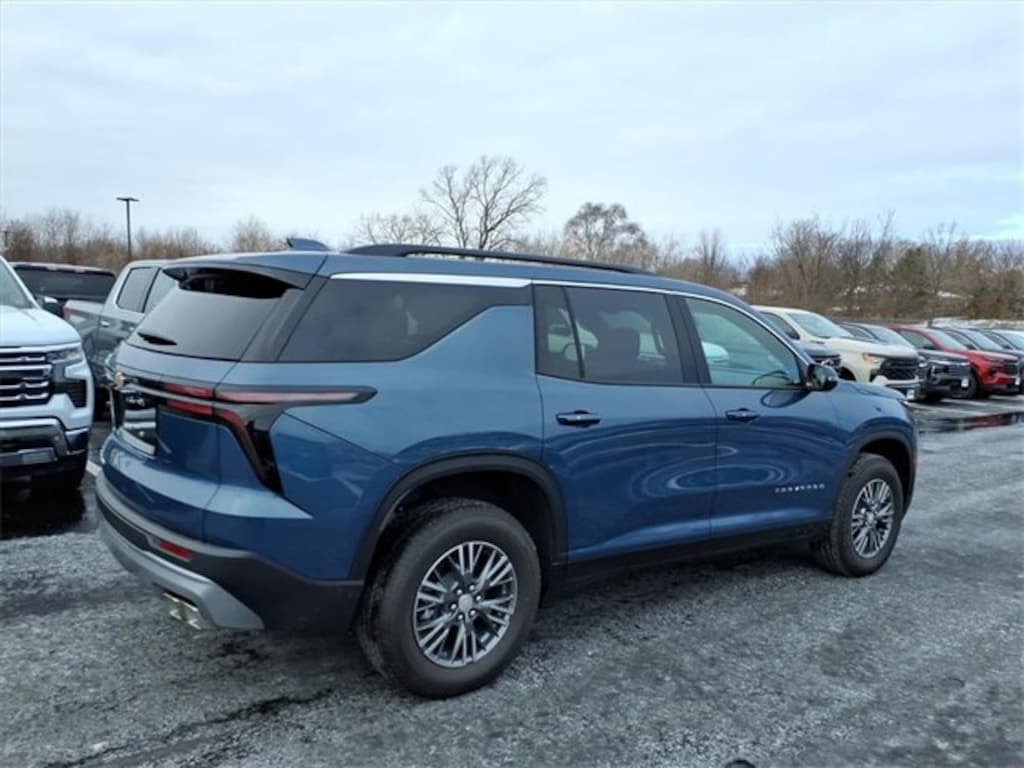 New 2026 Chevrolet Traverse LT SUV