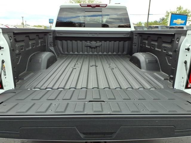 2026 Chevrolet Silverado 2500 HD ZR2 - Photo 10