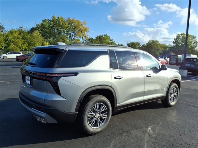 2026 Chevrolet Traverse photo 3