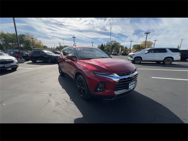 2022 Chevrolet Blazer Premier photo 2