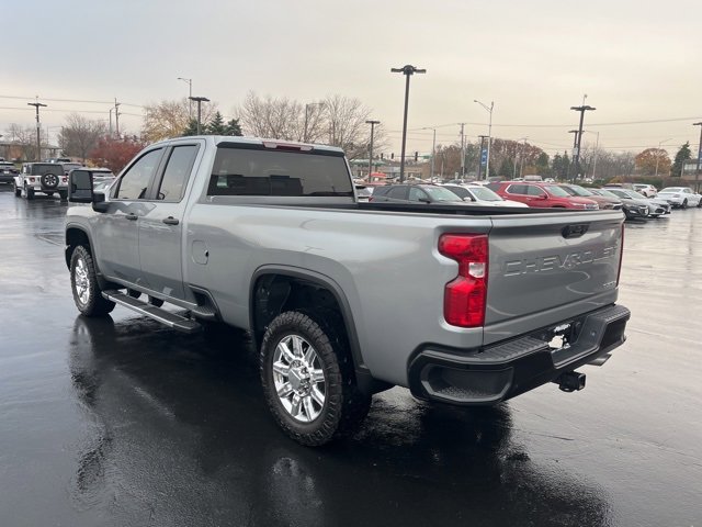 2025 Chevrolet Silverado 2500HD Custom photo 2