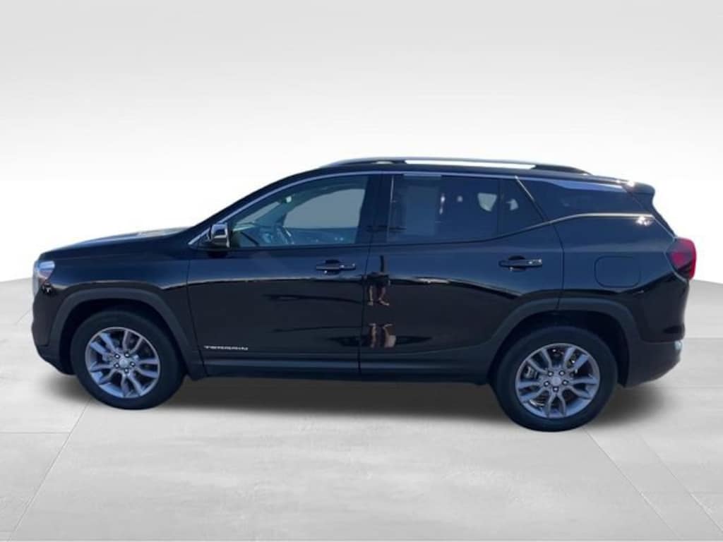 Used 2023 GMC Terrain SLT SUV
