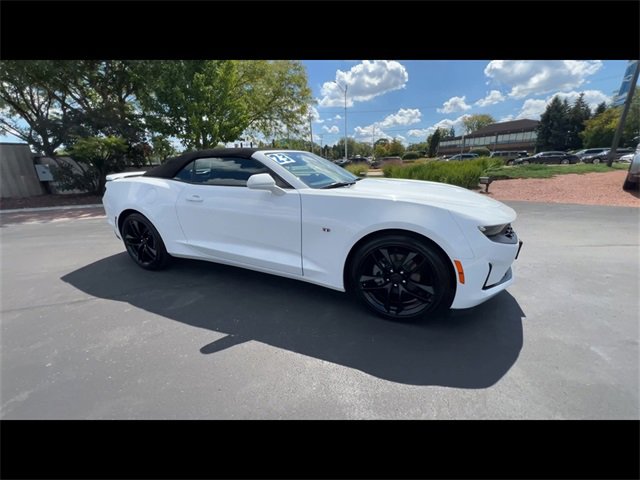 2023 Chevrolet Camaro 3LT photo 2