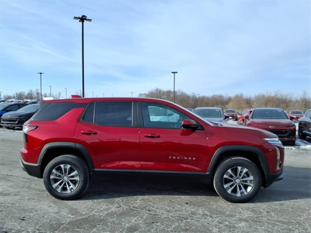 New 2026 Chevrolet Equinox LT SUV