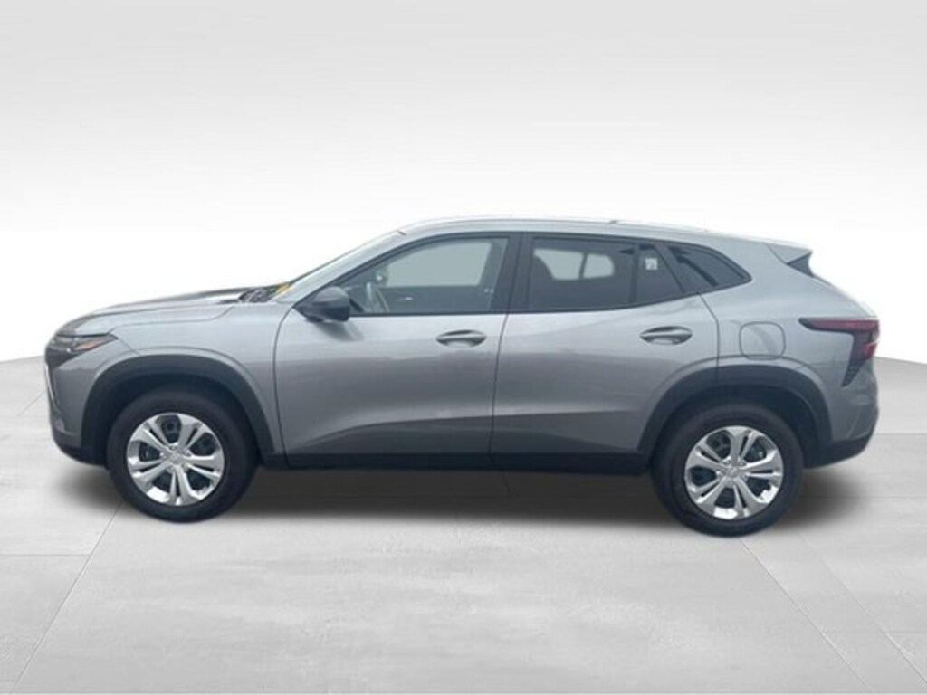 Used 2026 Chevrolet Trax LS SUV