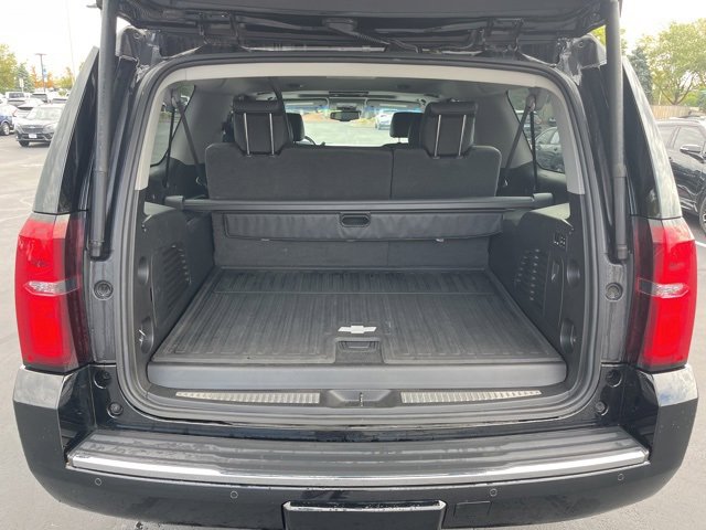 2019 Chevrolet Suburban Premier photo 4